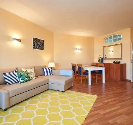 Appartamento Lovely And Relaxing With Free Parking